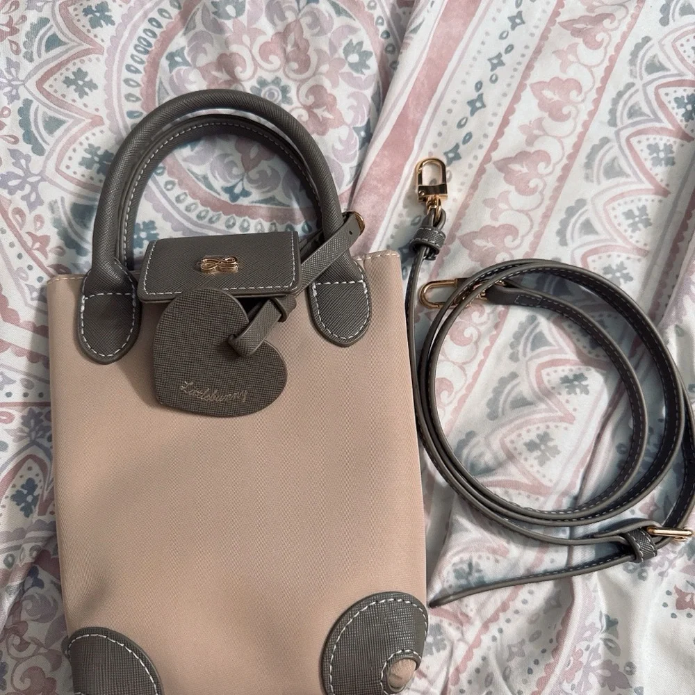 Chic Two-Tone Mini Bag - Picture 4 of 4